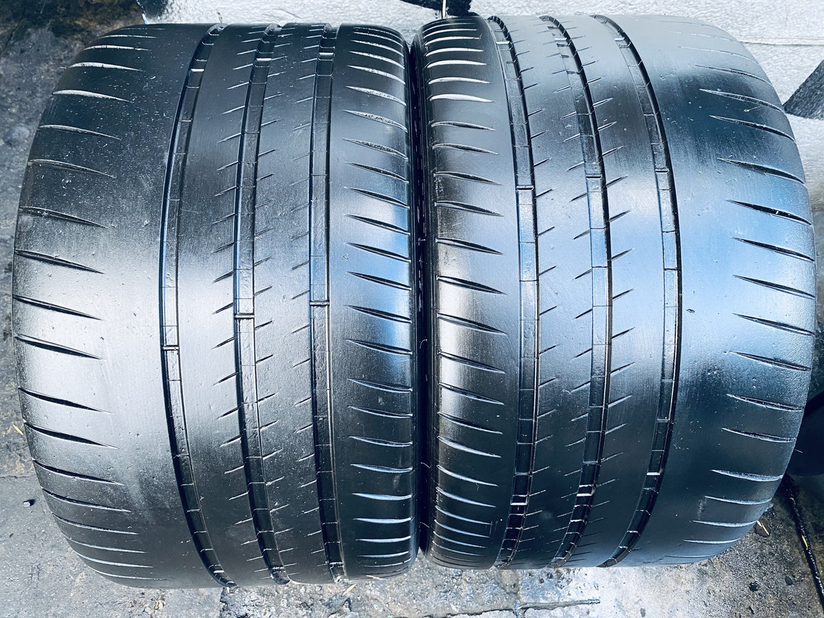 2) 325/30ZR21 Michelin Pilot Sport Cup2 N2 90% Tread Life. Local
