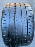 (1) 335/25ZR22 Michelin Latitude Sport 4S w/98% Tread Life. Local Pickup Only.