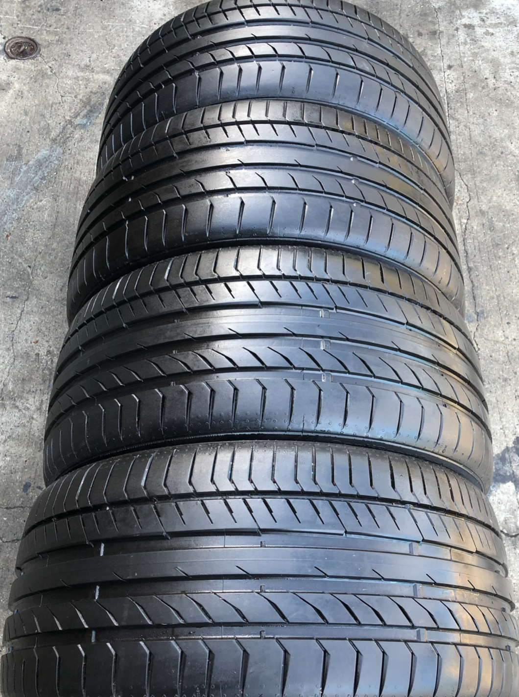 (4) 255-35-19 Continental ContiSport Contact 5P w/ 98% Tread Life. Local pickup only!